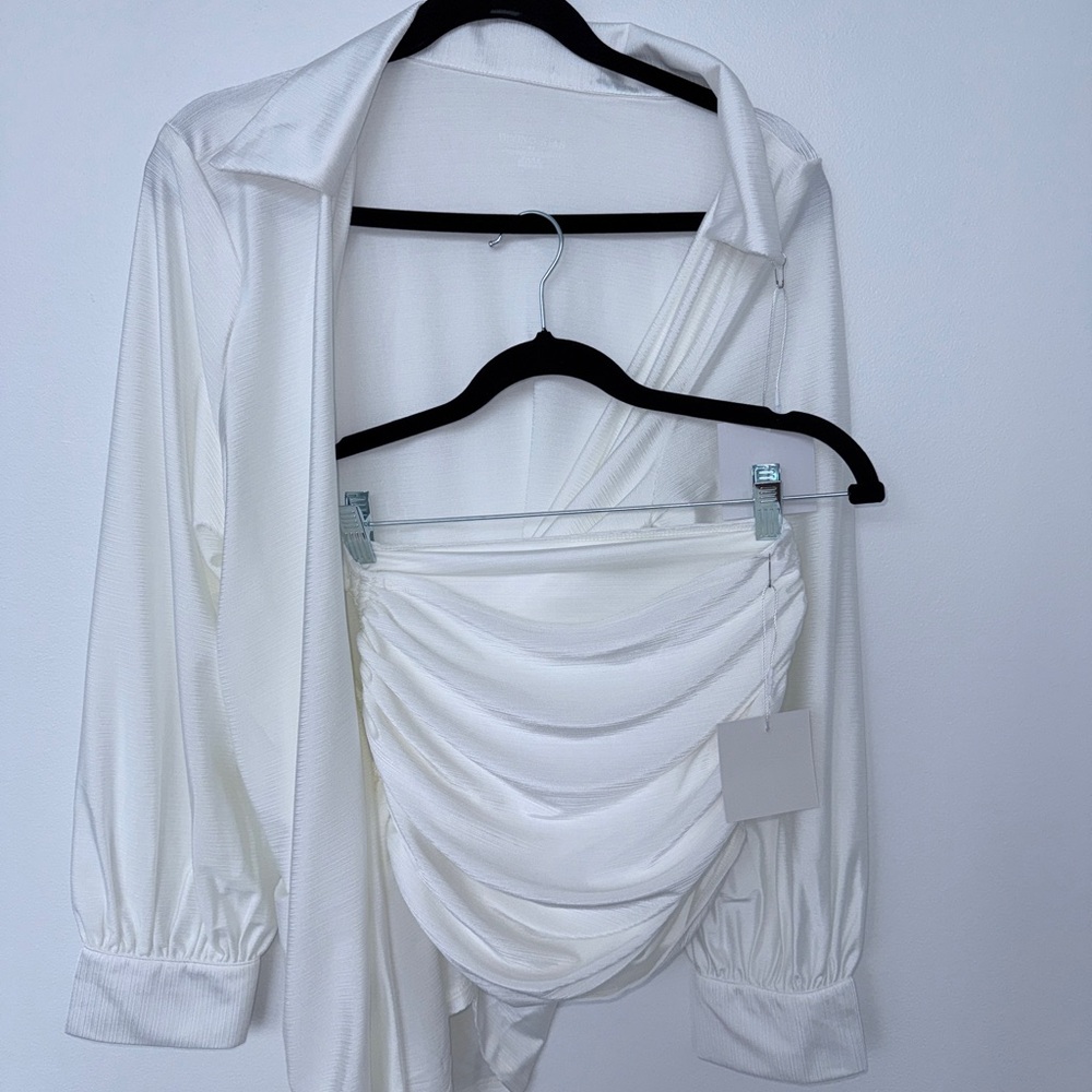 DivinoSeas NWT | PEARL COVER-UP
PEARLY WHITE & CLOUD SKIRT SET | SOLD OUT | - Picture 2 of 8